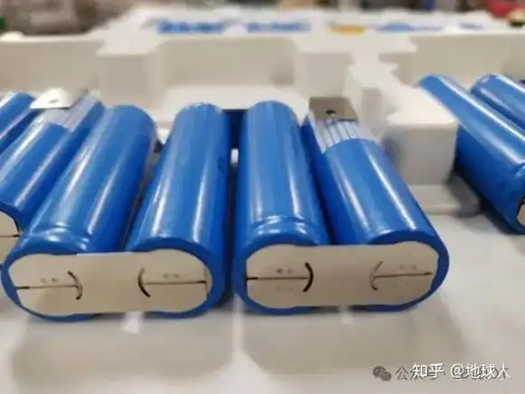 铅酸电池or锂电池?一文带你了解最佳选择