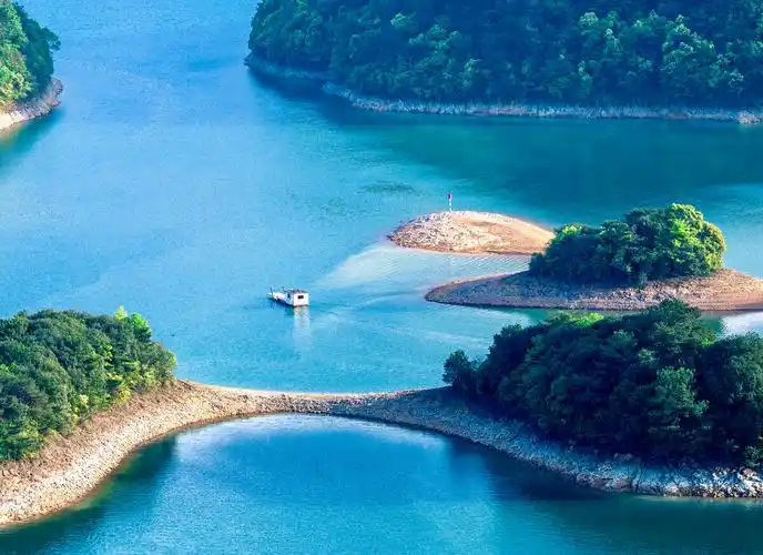 这里是江西九江庐山西海