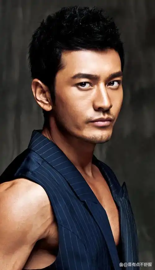 黄晓明中国内地男演员1977年12月8日出生于山东省青岛