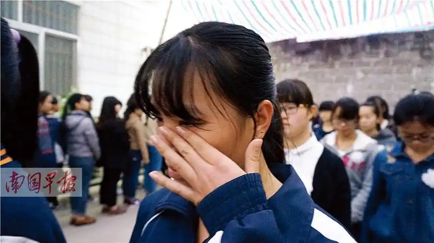 都安高中校长莫振高生前点滴用品格照亮师生