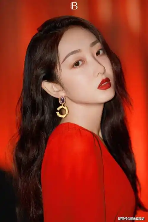 不愧是最美"林黛玉"!蒋梦婕清纯难掩性感,真是深藏不露啊!