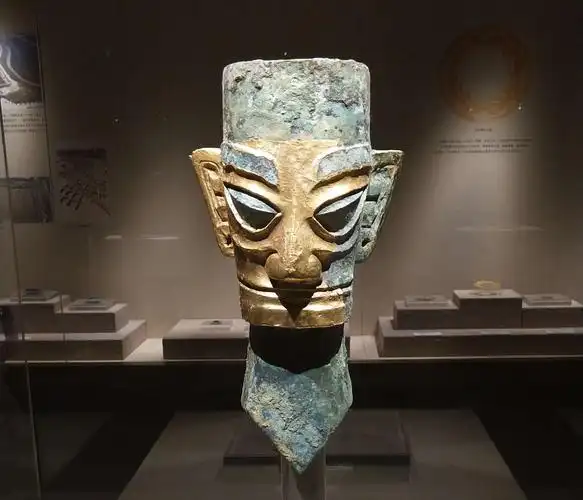 三星堆金面铜人·商代·四川广汉Δ