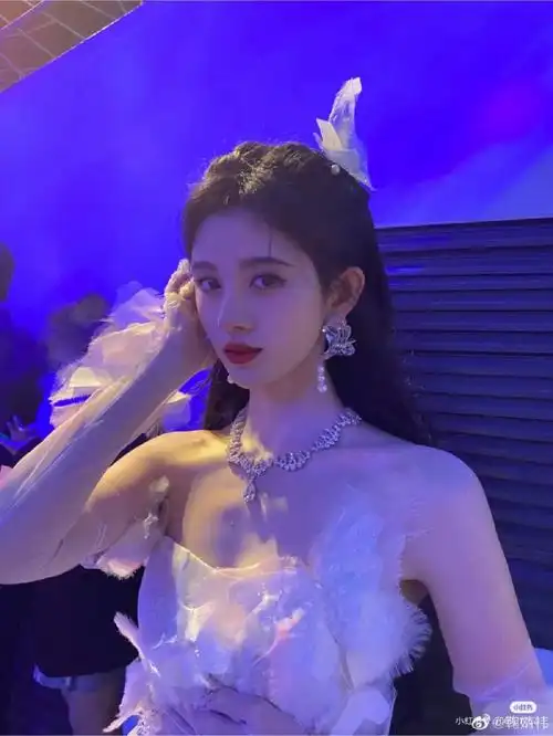 小鞠的神仙照片