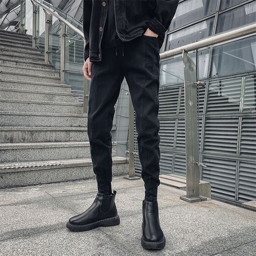 马丁靴配什么裤子男黑色修身小脚牛仔裤显腿长轻年人潮流搭配帅气