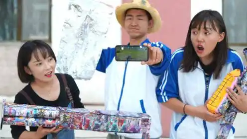 大圣买游戏装备,给老板做了一个吃鸡神器,买什么老板都不要钱