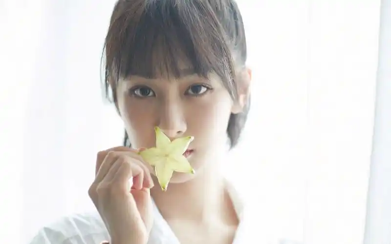 杨紫性感图片桌面壁纸