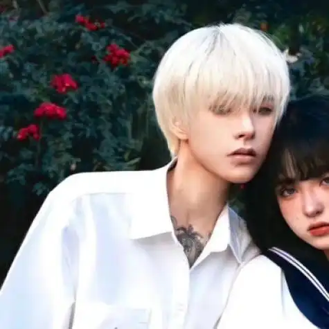 真人情侣头像超拽霸气,别羡慕别人的爱情自己幸福就好