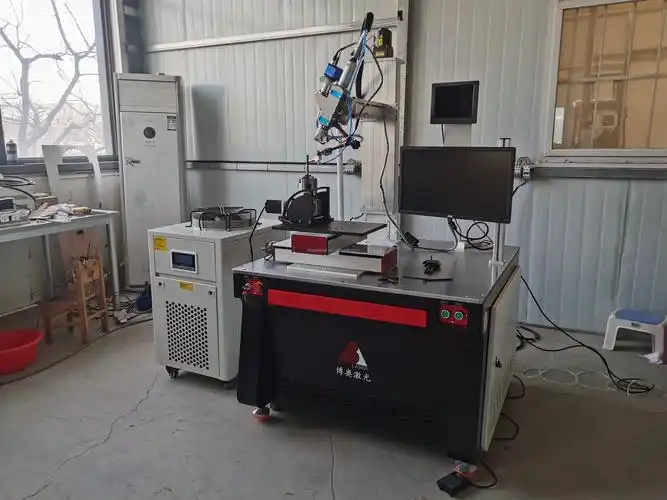 光纤激光焊接机xyz轴自动摆头焊接1000w 1500w 2000w