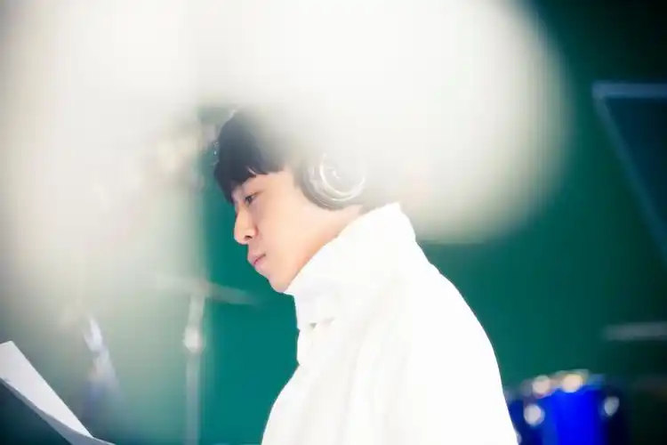 吴青峰蜂鸟官方版mv上线励志感爆表