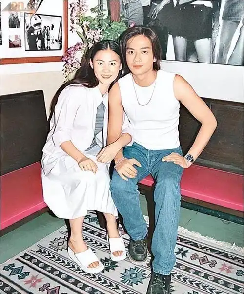 张柏芝打死不说三胎生父与谢霆锋离婚后感情成谜引人猜测