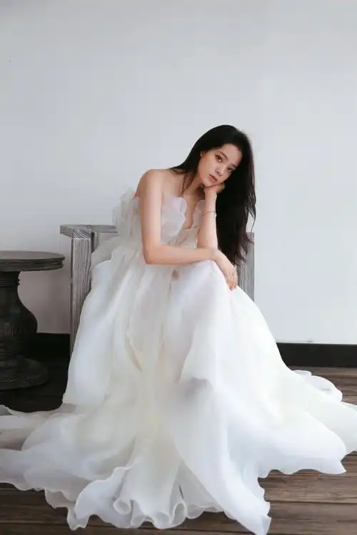 欧阳娜娜仙女裙##海南岛国际电影节