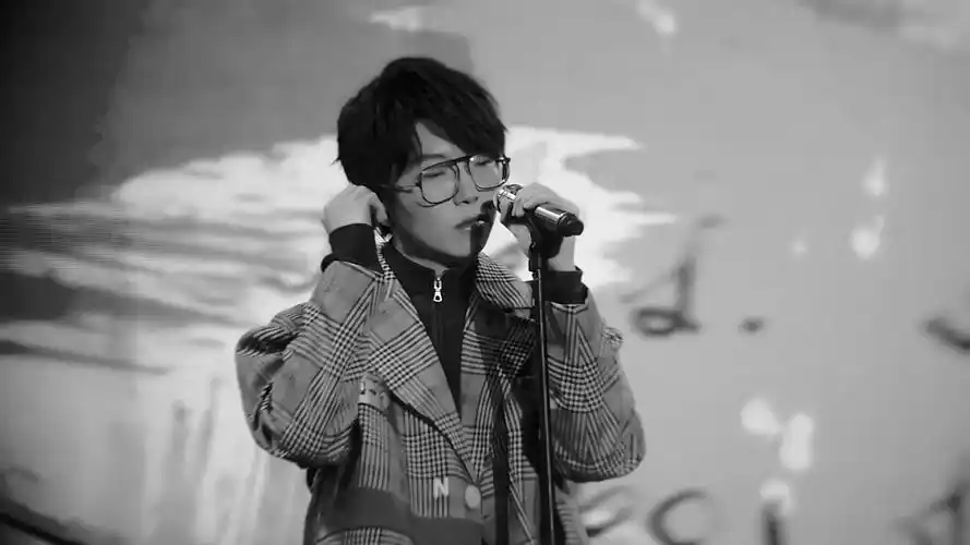 最爱王毛毛的小水蜜桃毛不易(图源水印) - 堆糖,美图壁纸兴趣社区