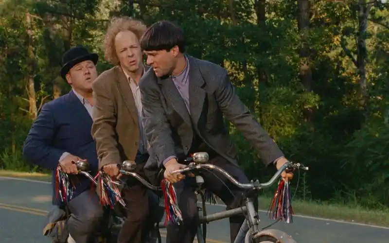 《三个臭皮匠》:超级搞笑的电影,笑一笑十年少,今天你笑了吗?