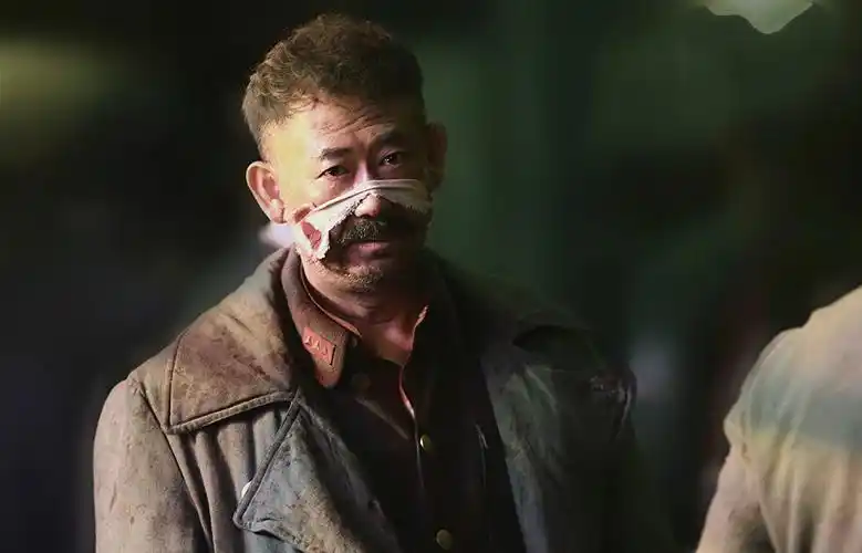 是时候聊一聊《八佰》了