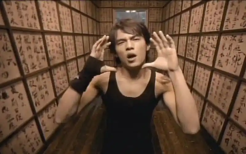 【真·4k修复】周杰伦《双截棍》mv