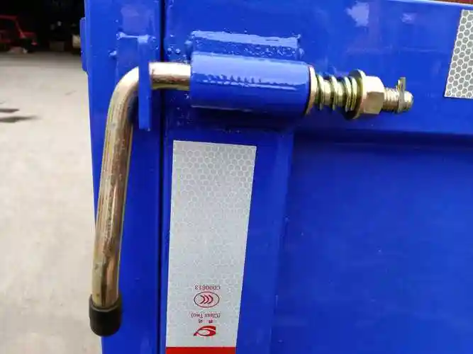 适用于 农用车配件时风三轮车风顺123原厂同款后门大箱 挂钩 后挂勾后