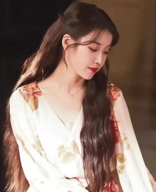 宋亚轩校园女神有点甜