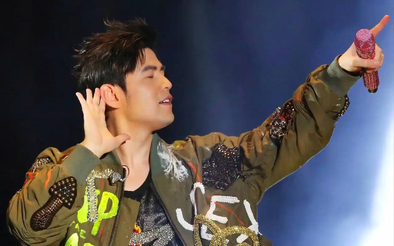 为何周杰伦演唱会黄牛割肉集体退票?原因曝光!_进行_上海_身份