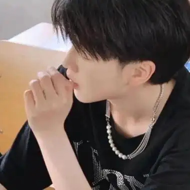 男生好看的头像真人冷酷 男生头像图片大全 -【爱个性】