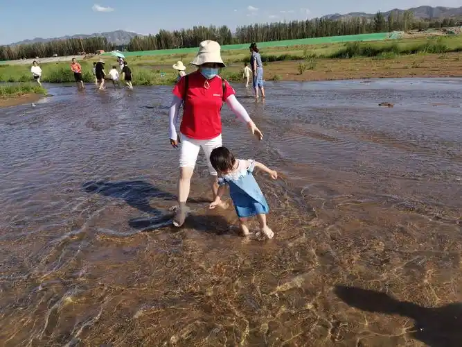 碧波荡漾踩水嬉戏 - 美篇
