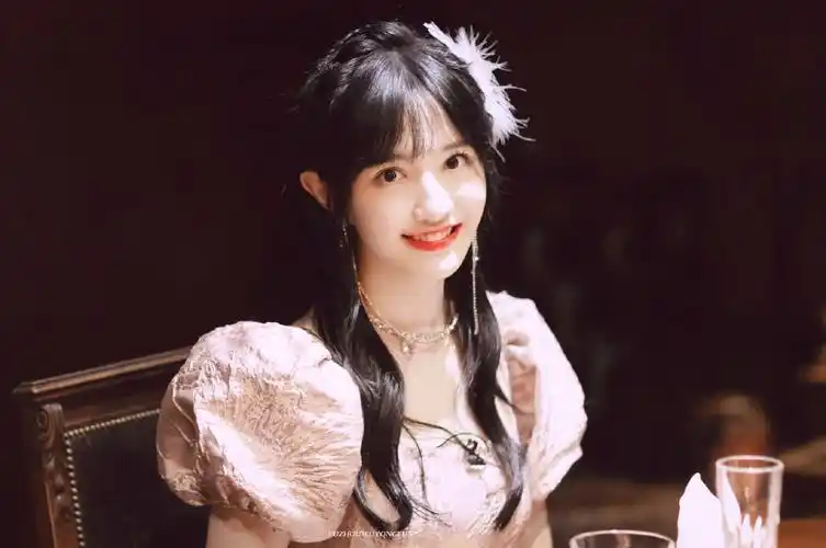 费沁源 @宇宙无用论 - 堆糖,美图壁纸兴趣社区