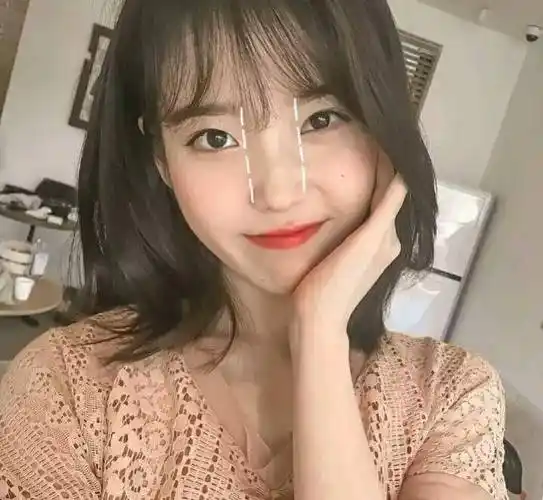 最美塌鼻子女星iu,凭什么同样是塌鼻子,她却是颜值巅峰_挺翘_力就火