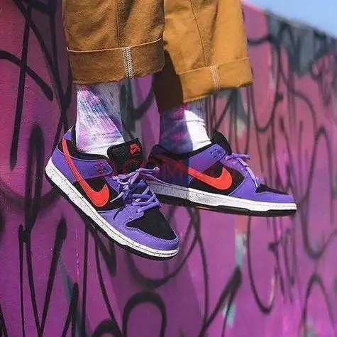 喜欢穿耐克鞋子的女生头像