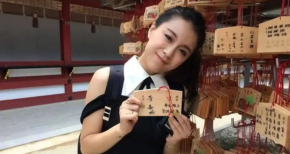 歌手李嘉格:好声音没夺冠,却嫁给爱奇艺原副总裁,今成人生赢家