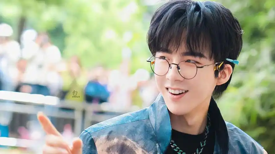 刘宇宁(明星静态壁纸) - 静态壁纸下载 - 元气壁纸