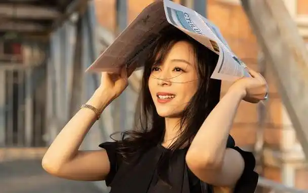 张静初,内娱第一位直播考研上岸的女明星