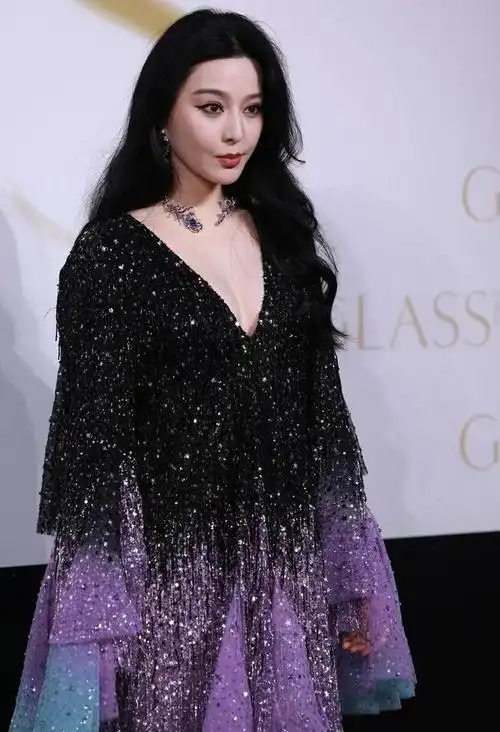 2023年4月11日范冰冰出席skla收藏家晚宴