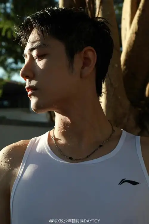 9799【肖战】9699  开工第一天给大家加加油!