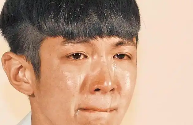 柯震东北京记者会 br />泪崩认错被批矫情