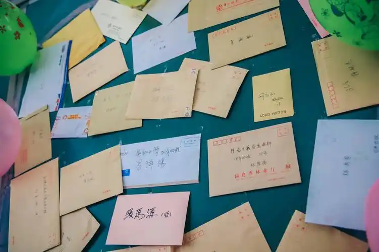 写美篇  四年段每位家长都为孩子准备一封生日祝贺信,以表达对孩子