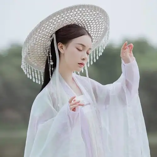 仙气飘飘汉服美人_微信头像女图片_扣扣居