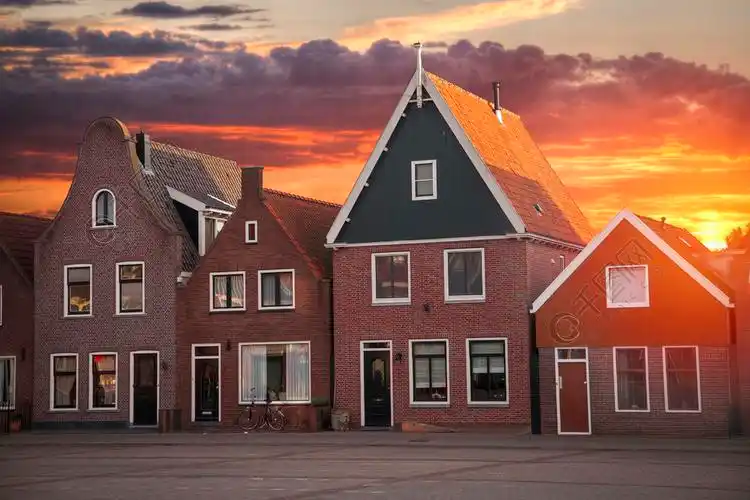 传统房子在荷兰镇福伦丹荷兰荷兰的传统民居