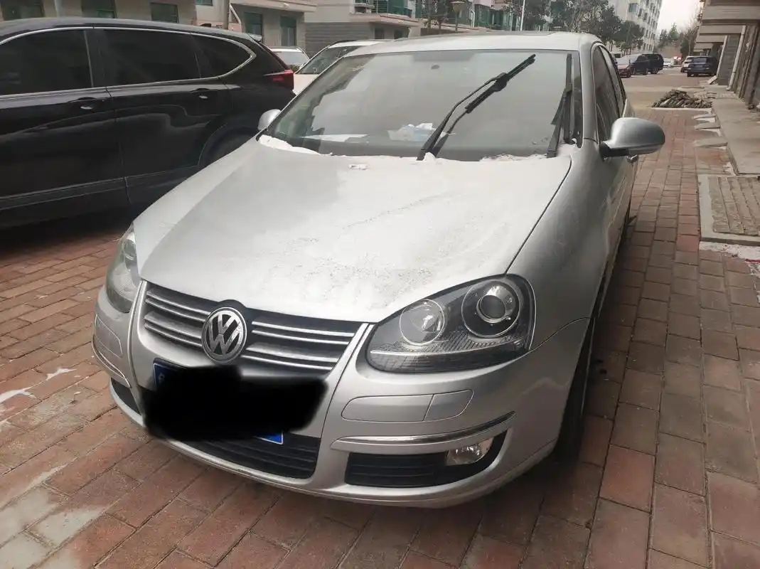 2011年12月21日上牌速腾特别版,1.6手动 - 抖音