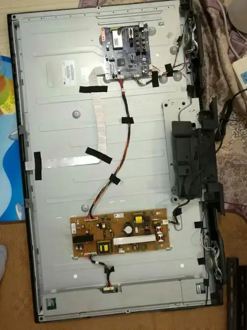 索尼液晶电视klv-40bx420绿屏了,已拆好哪里问题呢?