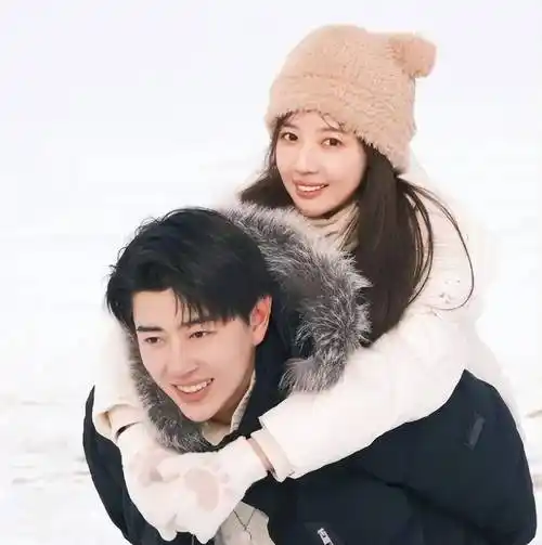 一天4个恋情瓜,还有人无缝衔接,不甘心的前任坐不住了_汪小菲_汪苏泷