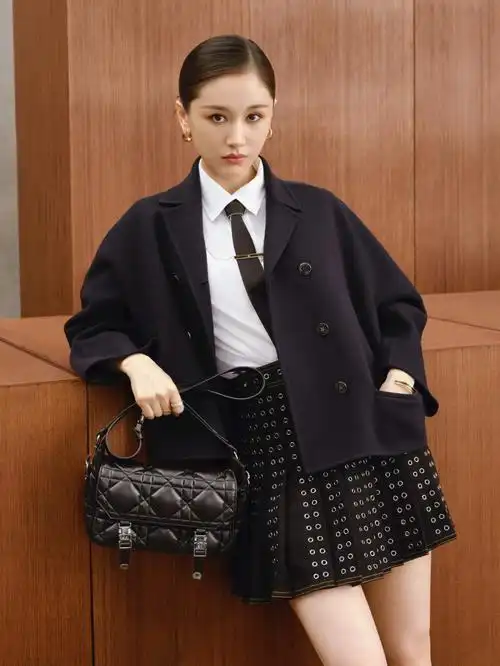 96迪奥中国珠宝大使@王子文精彩演绎超大藤格纹dior camp手袋78