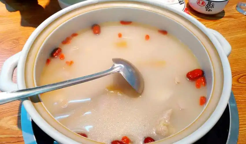 no1:鸡肉清汤火锅底