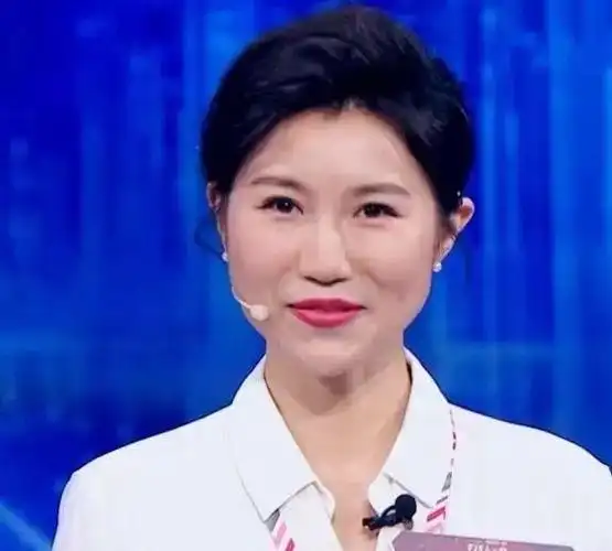 主持人大赛王帆火了!出口成章才华横溢,网友:第二个"董卿"