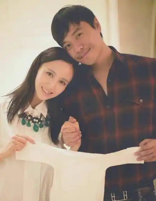 陈思诚文案藏玄机网友怪不得文案这么写佟丽娅仁至义尽了