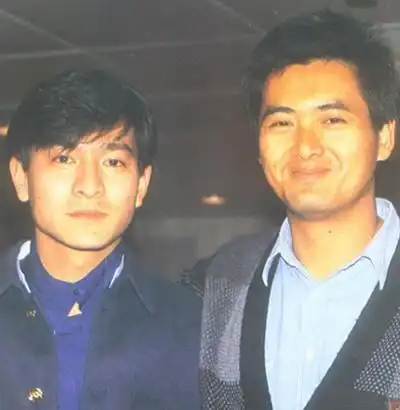 可是就那么一点点而已,现在的刘德华绝对不是周润发的小弟,而是可以和