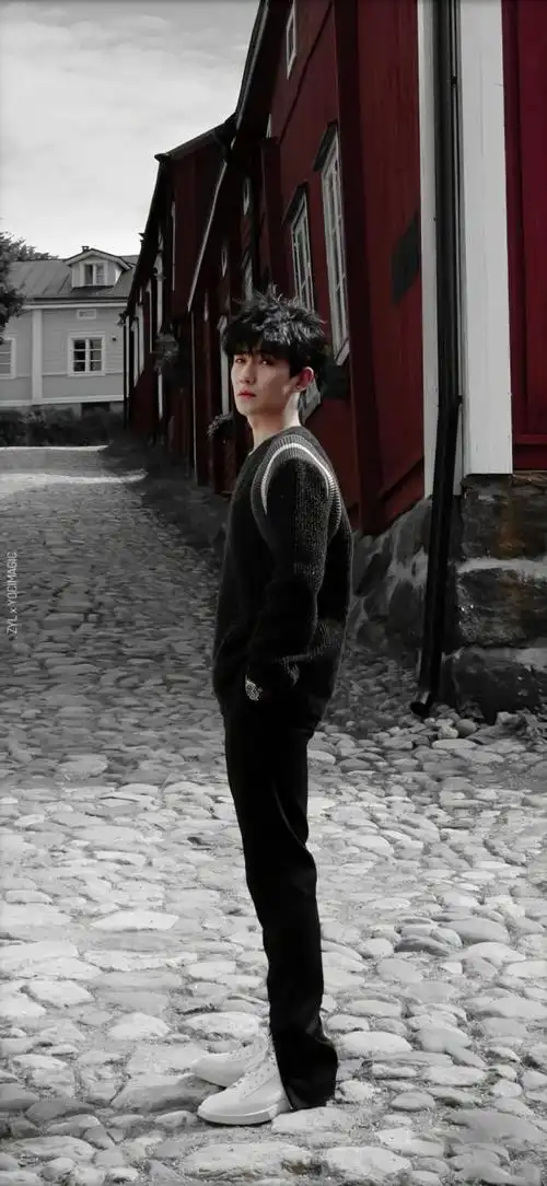 你是人间理想,朱一龙高清无水印壁纸锁屏头像推荐