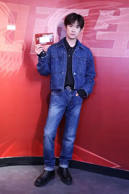 真的是我的心头好没错了 是刘北山也是易烊千玺 期待易烊千玺更多新