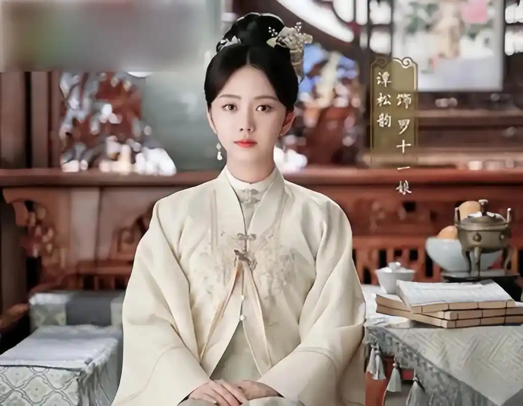 古装韵宝也好漂亮,分享罗十一娘的装扮.#谭松韵#我的宝藏女孩 - 抖音