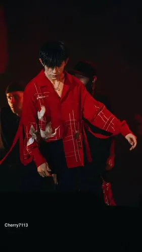 易烊千玺 #tfboys 十八岁生日会舞蹈 高清 帅气