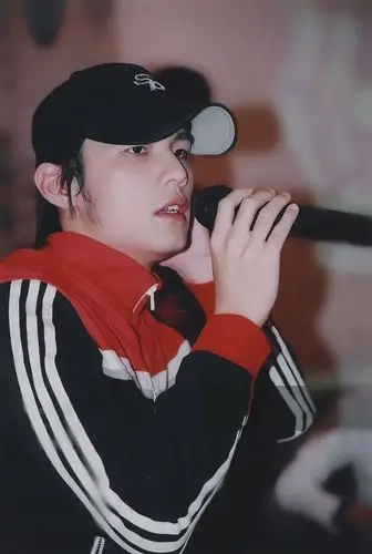 周杰伦极其珍贵的一组老照片你见过几张