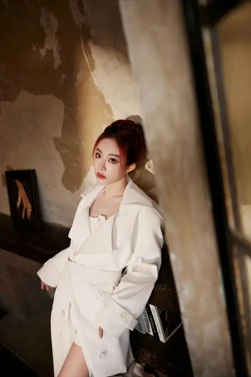 喻言上海时装周